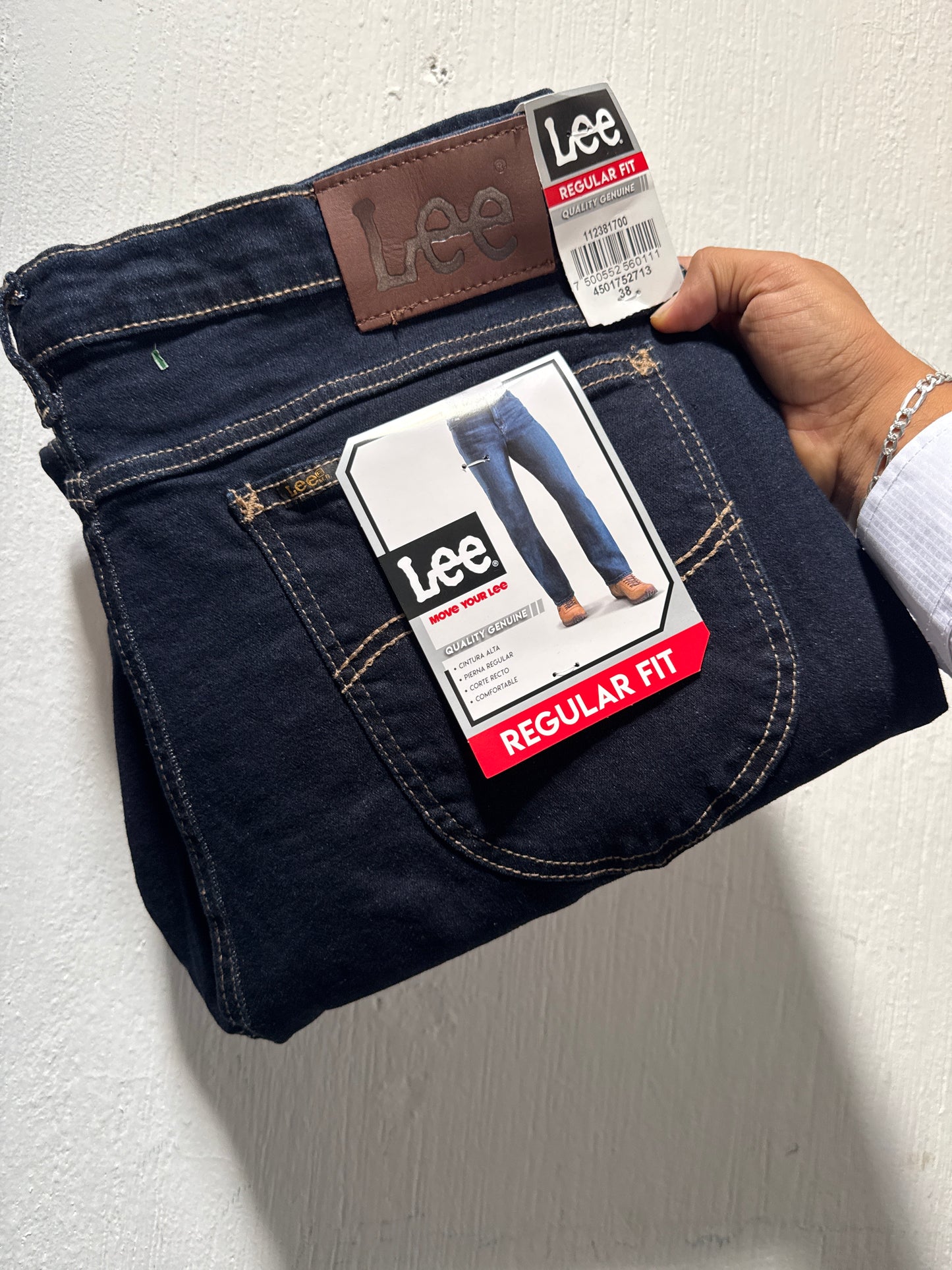 112381700|JEAN REGULAR FIT