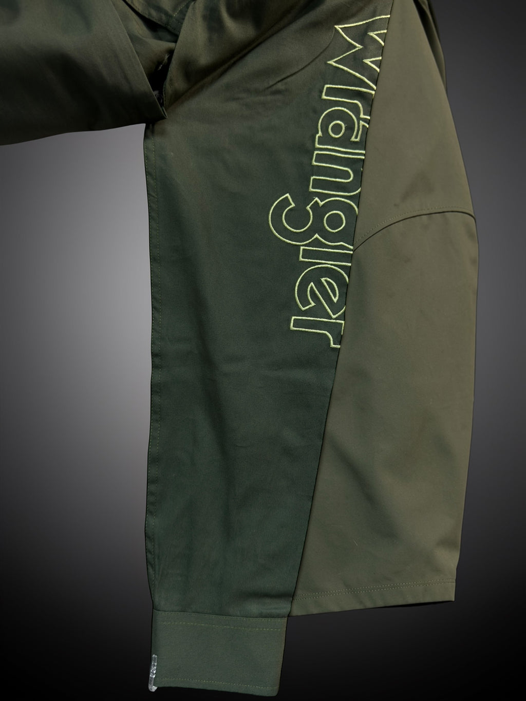 112380921|CAMISA LOGOS
