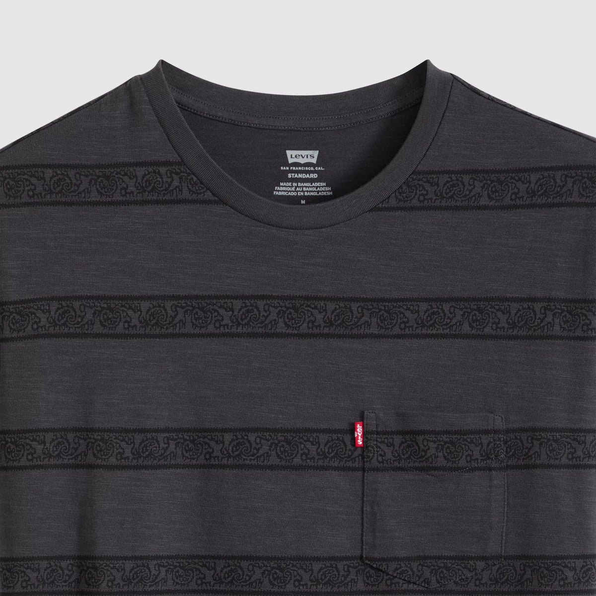 0480| T-SHIRT CLASSIC PCKT TEE LEVIS