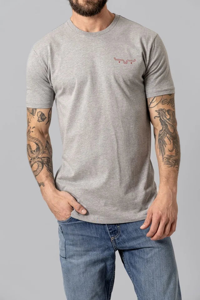 PLAYERA KIMES RANCH AMERICAN BULLSEYE - GRIS OSCURO JASPEADO
