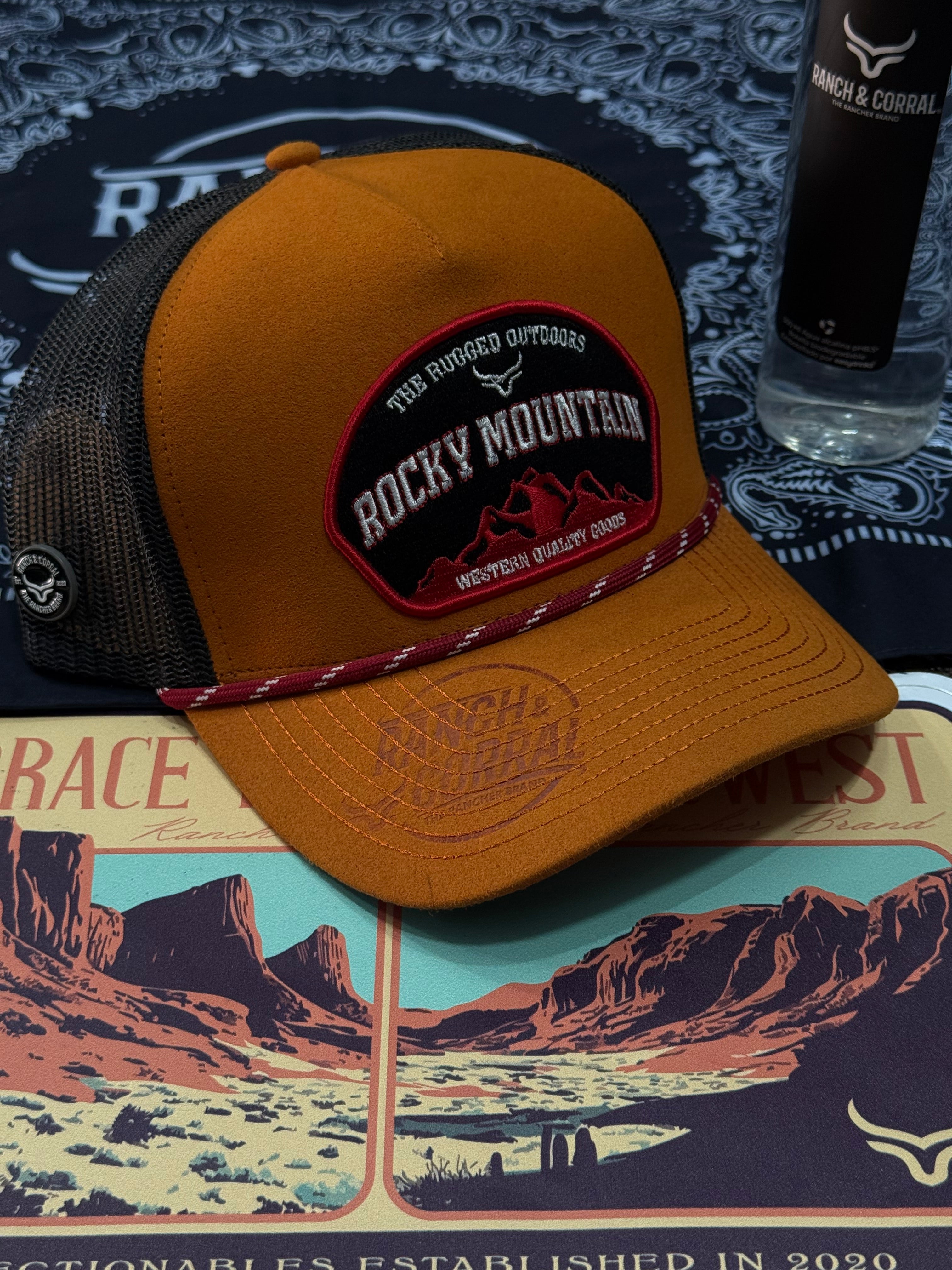 Gorra Ranch Corral 24