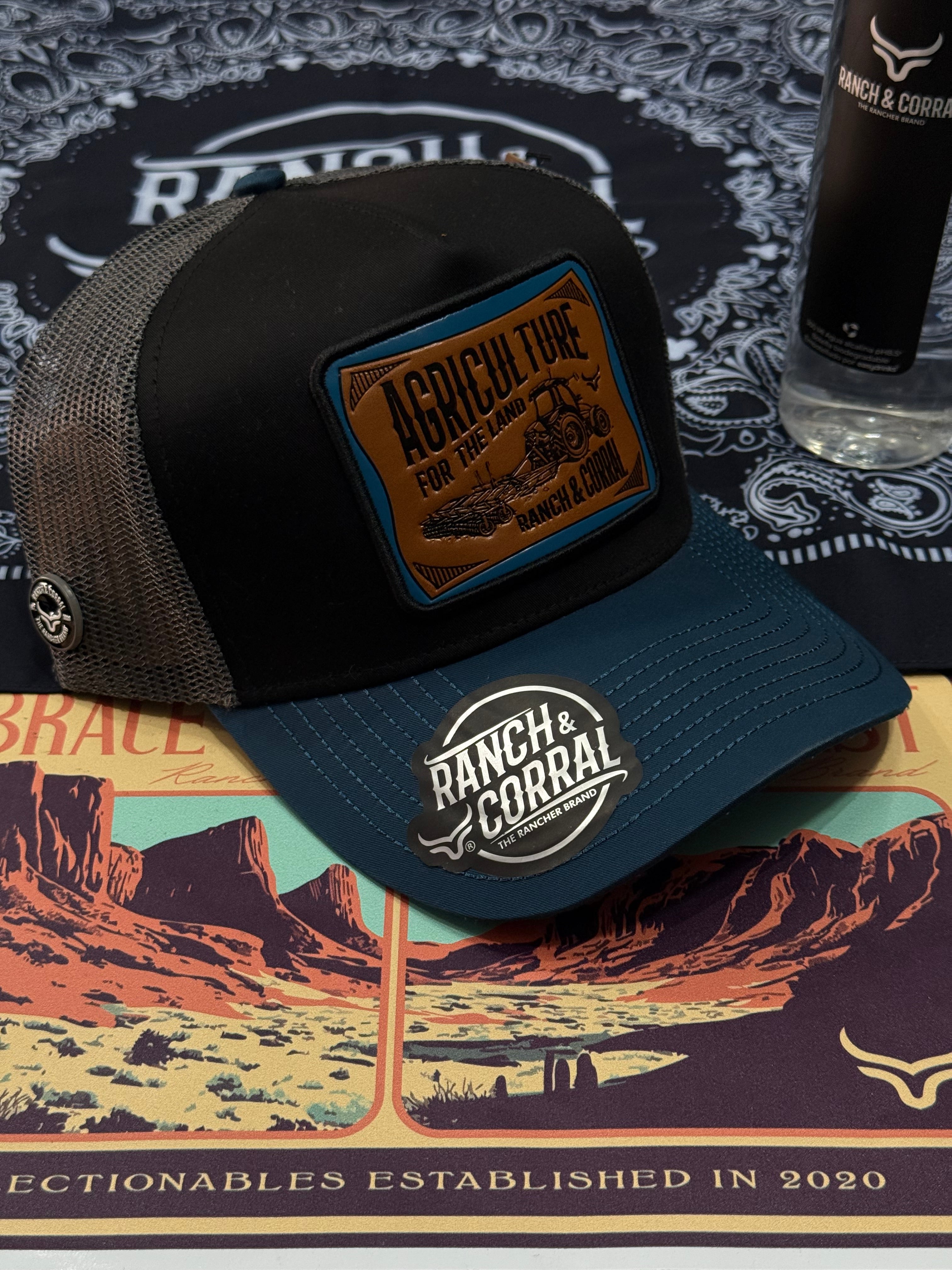 Gorra Ranch Corral 16