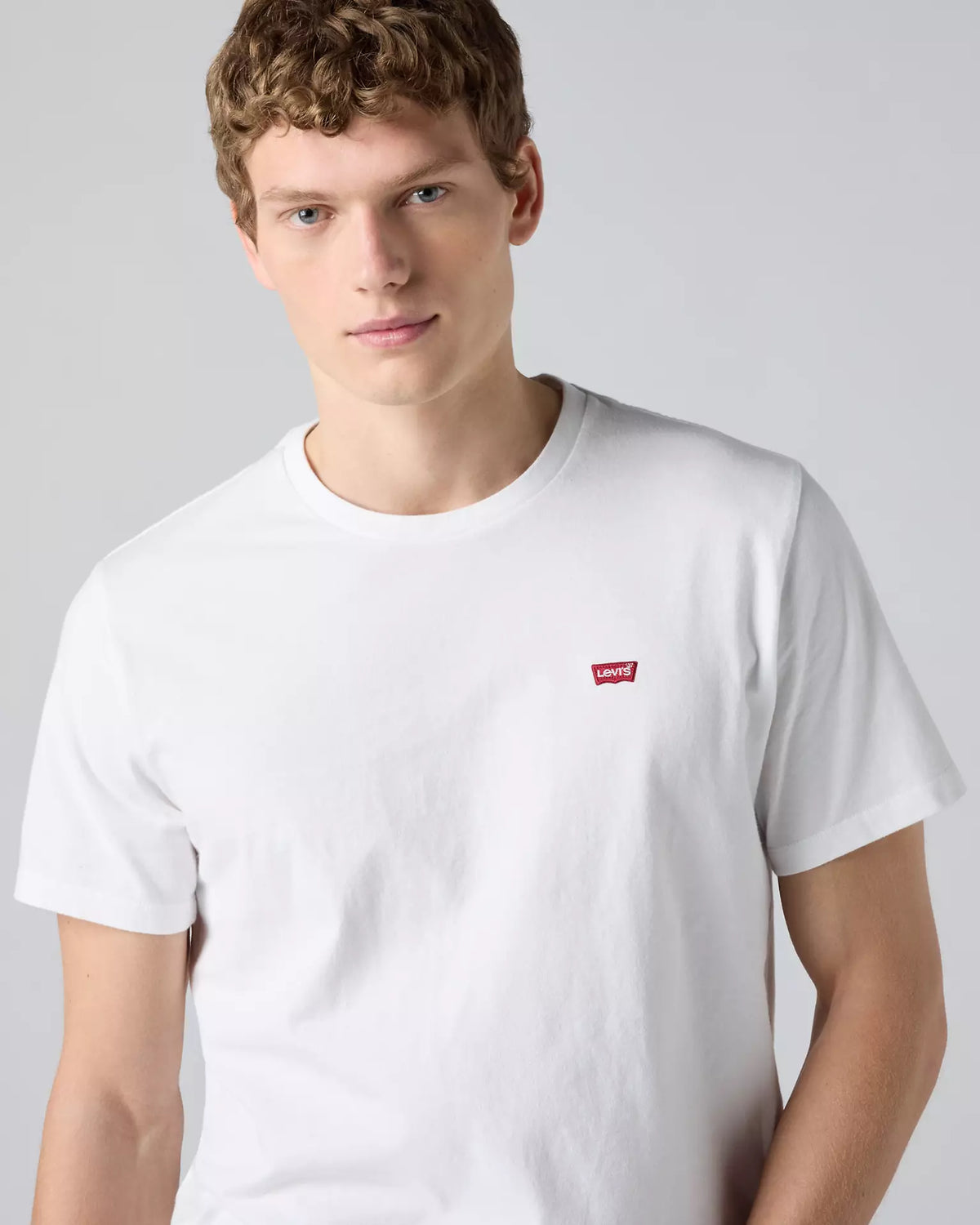 0011| T-SHIRT SS CLASSIC HM LEVIS