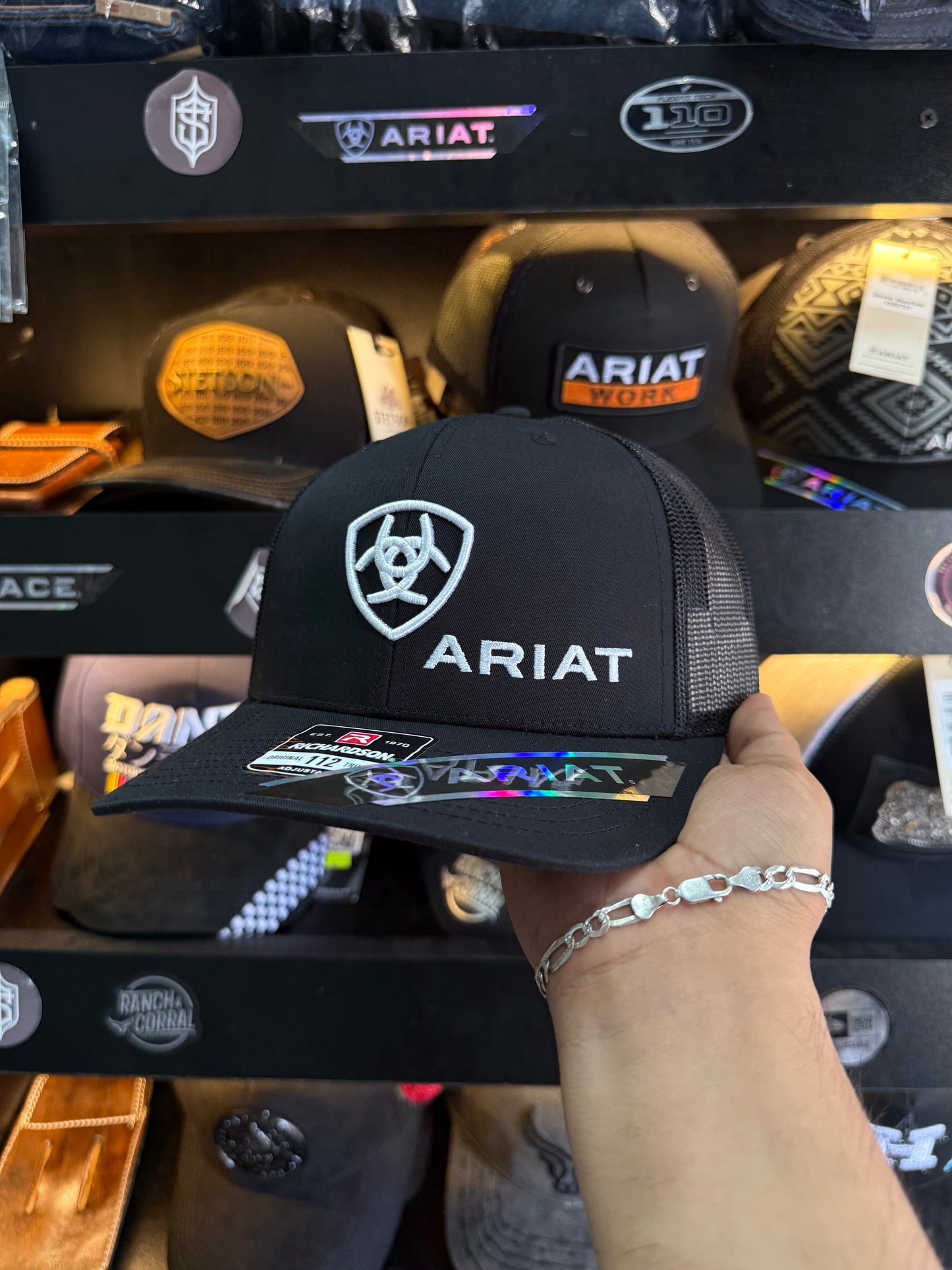 ARIAT GOLD