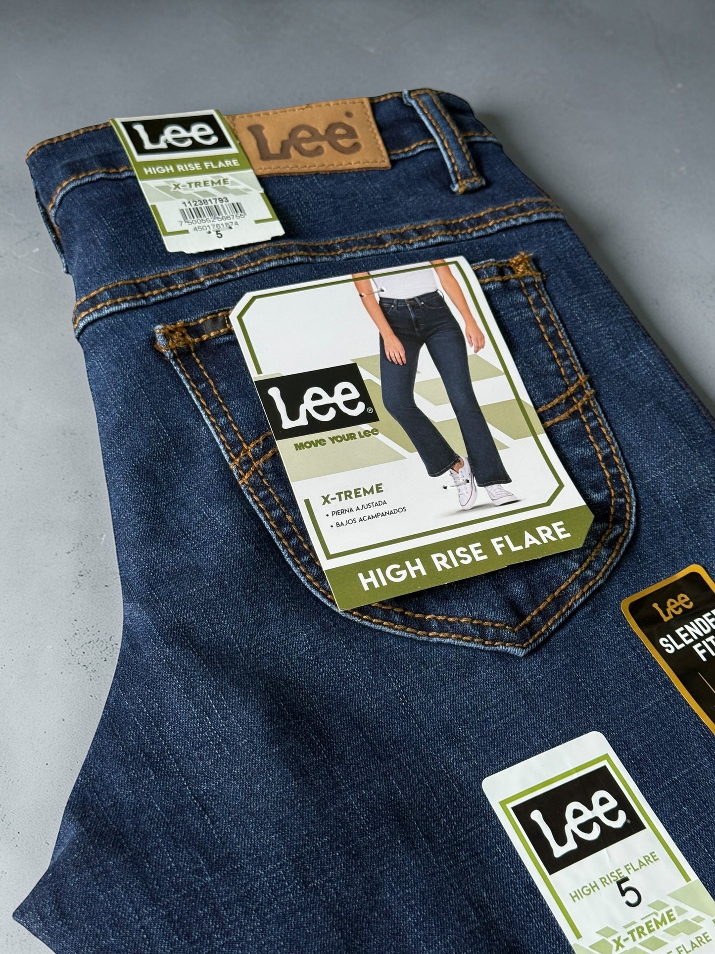 112381793|JEAN FLARE