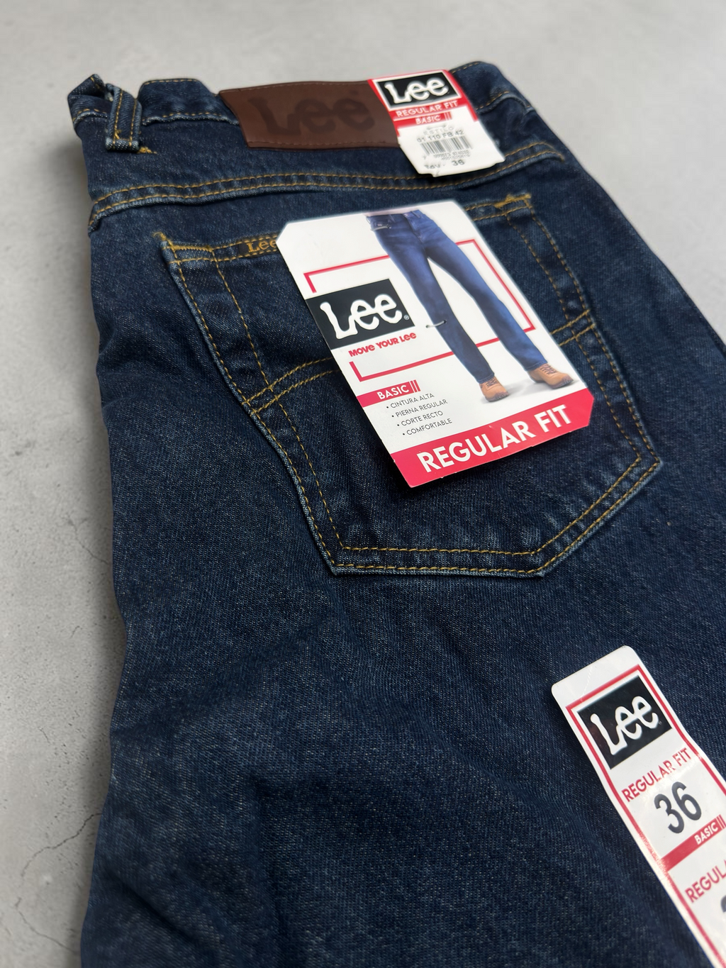 01110FB42 |JEAN REGULAR FIT