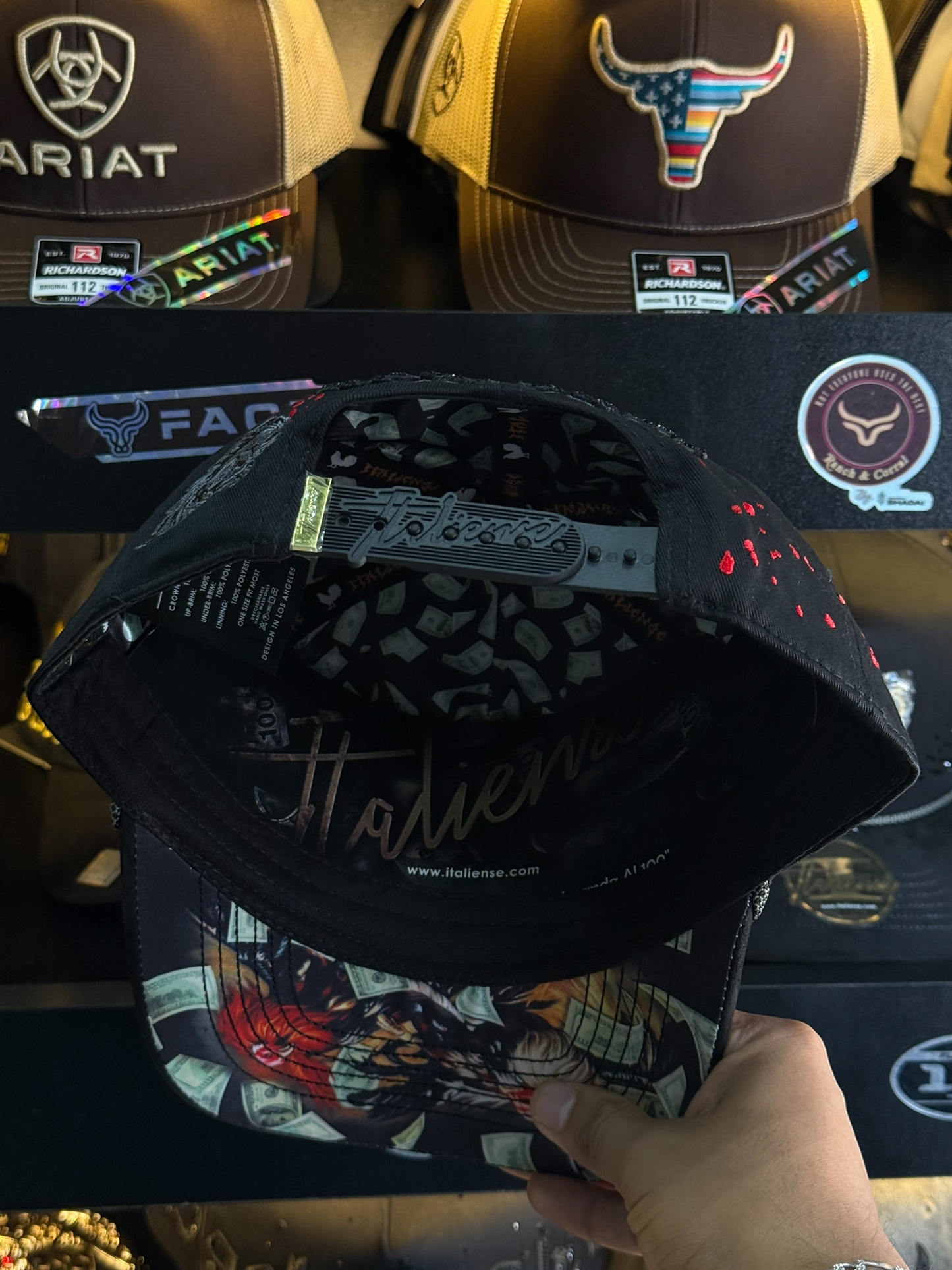 ITALIENCE CAPS GALLO